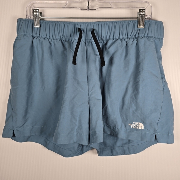 NWOT The North Face Womens Artic Blue Pathfinder V Athletic Shorts Size Large - Picture 1 of 9
